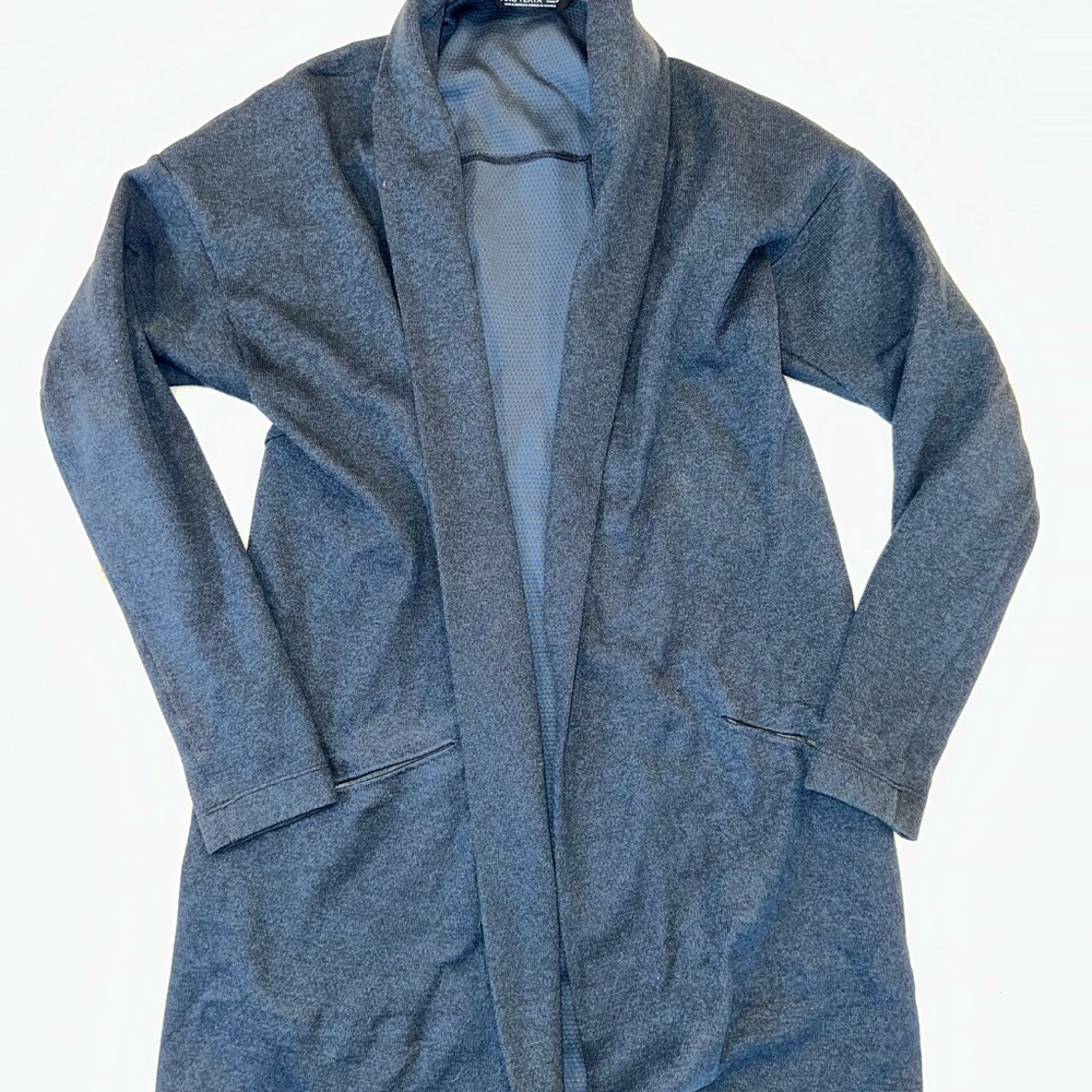 Arc'teryx Women's Cardigan Jacket – Size Small – Lightweight & Stylish